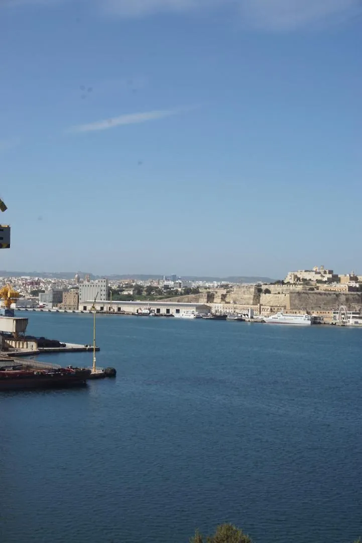 Viktorja106 Apartman Senglea 0*,